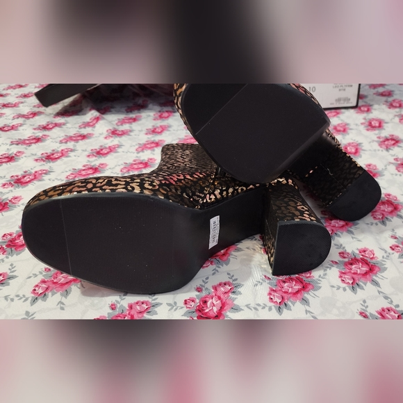 Torrid WW Leopard Bootie NIB - Picture 10 of 13